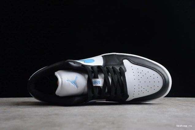 Low Jordan Blue (W) DC0774-041 White  1 Black University 0307